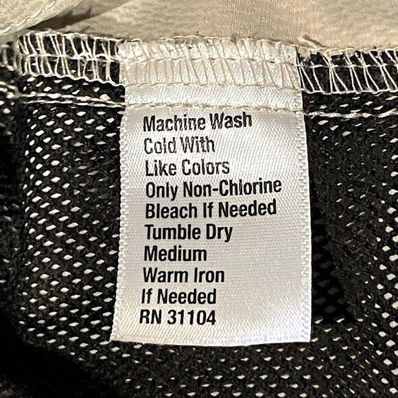 Youth, J. Khaki, Multi-Pocket, Quick-Dry, Performance Chino Shorts. Size Large. - Picture 4 of 11